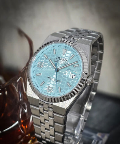 DATEIKO | HEX DWELLER