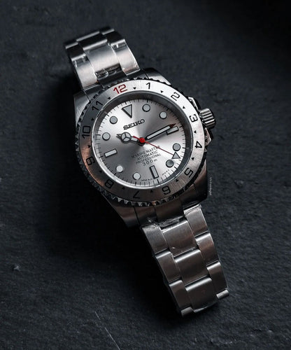 YACHTIKO | SILVER SURFER