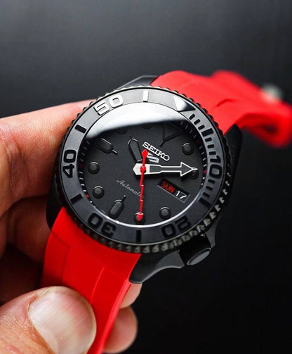 DIVER | RED LINE